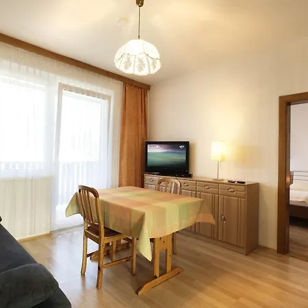 Kanauf Διαμέρισμα *